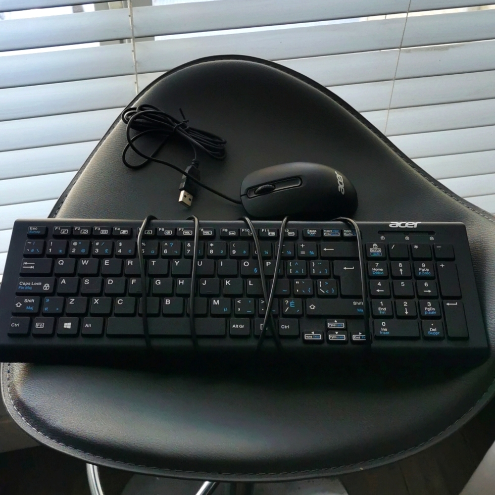 Acer wired keyboard & mouse